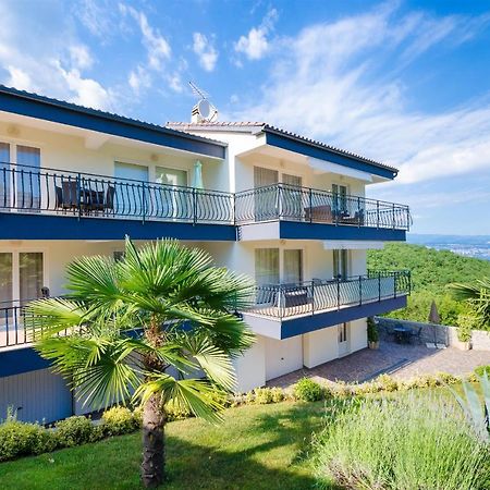Apartments Marijana Ičići Buitenkant foto