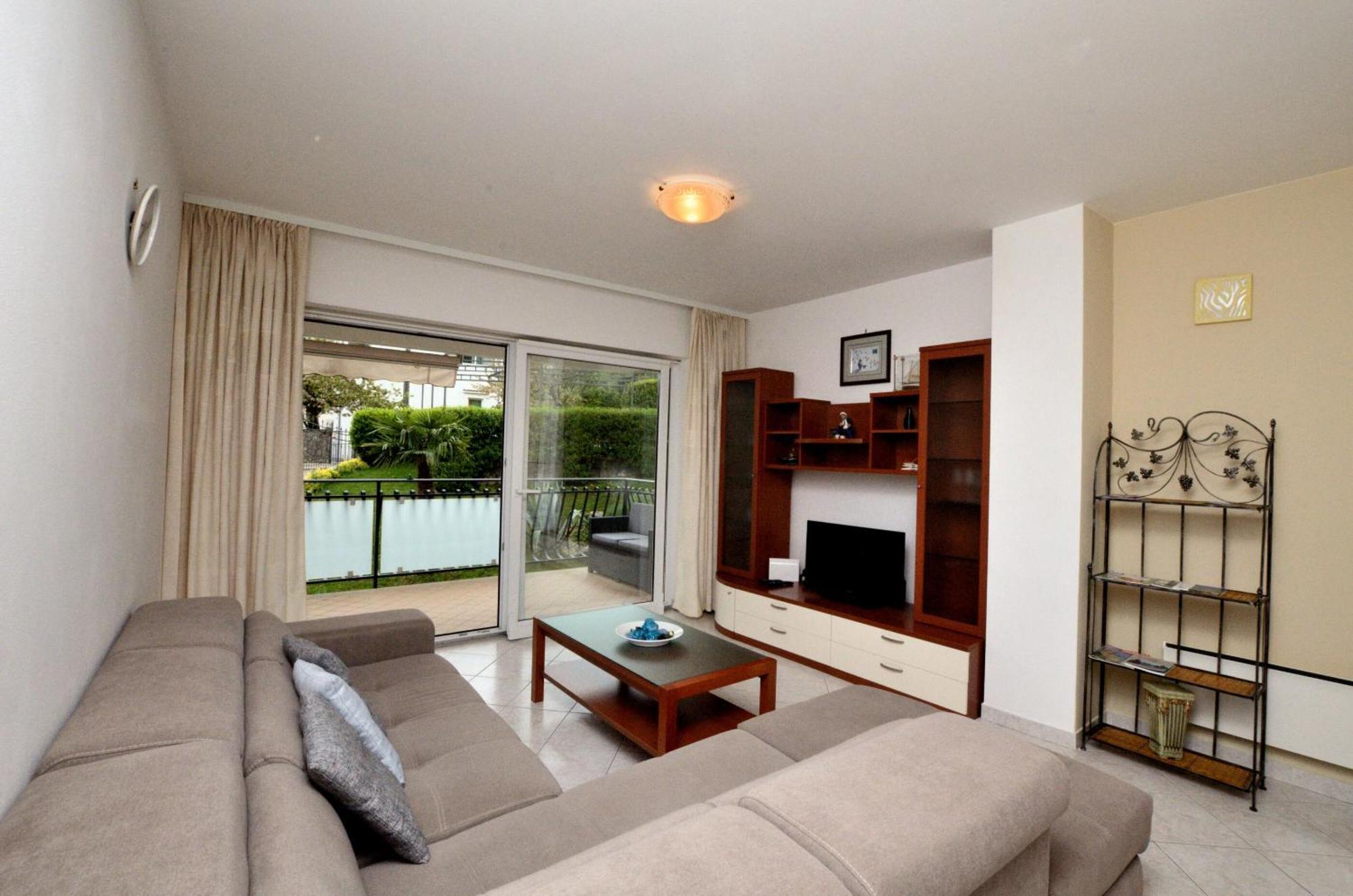 Apartments Marijana Ičići Buitenkant foto