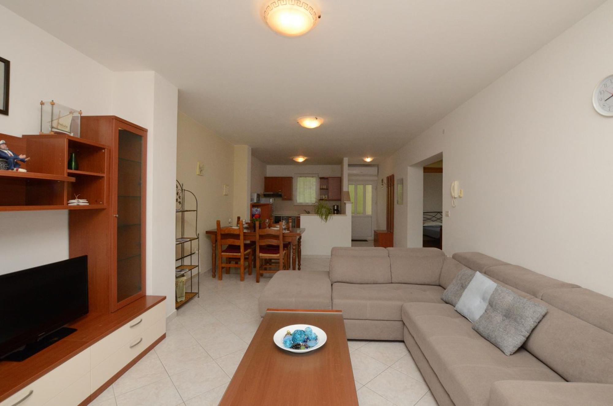 Apartments Marijana Ičići Buitenkant foto